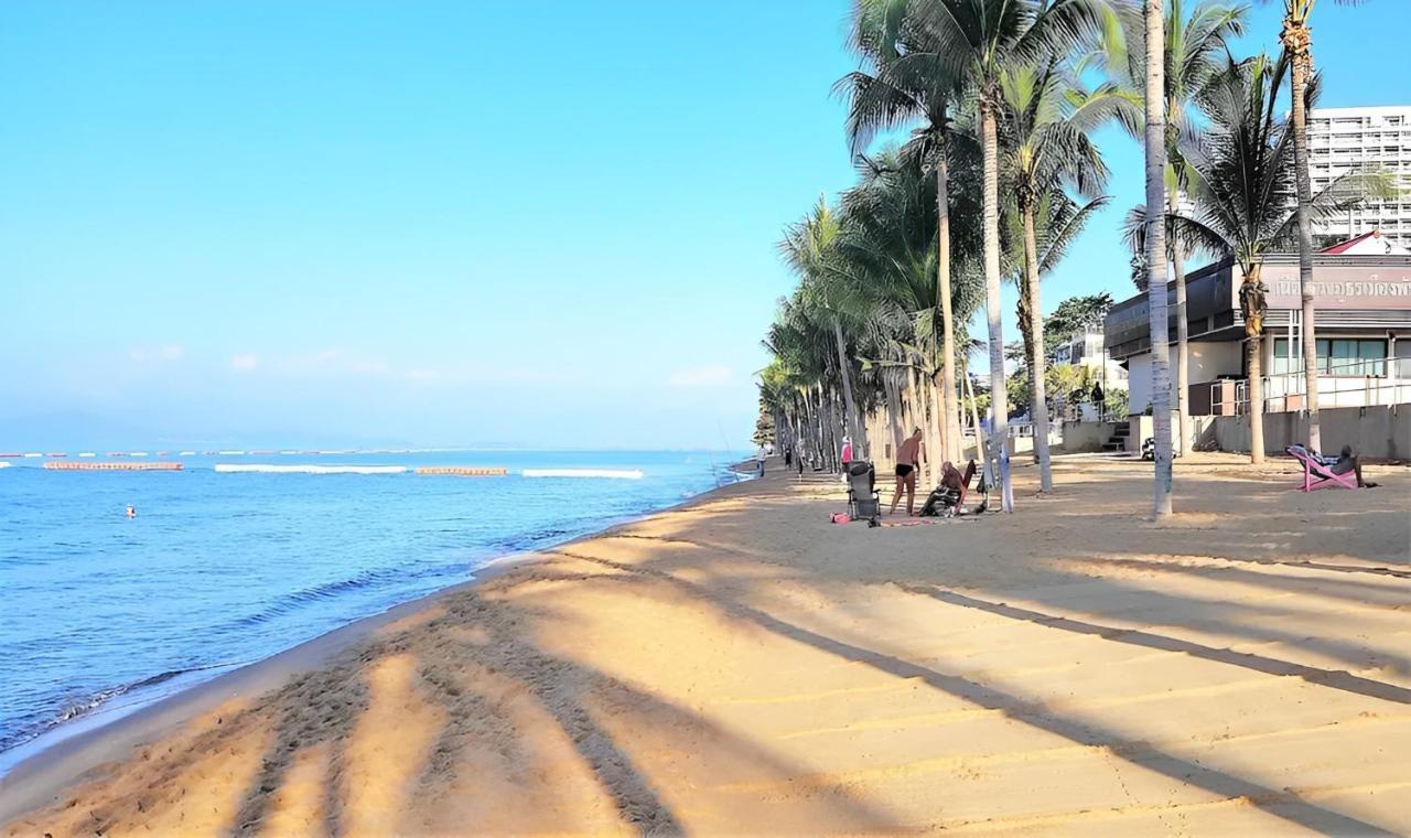 Sea View Beachfront Condos Pattaya Jomtien Beach Exterior foto