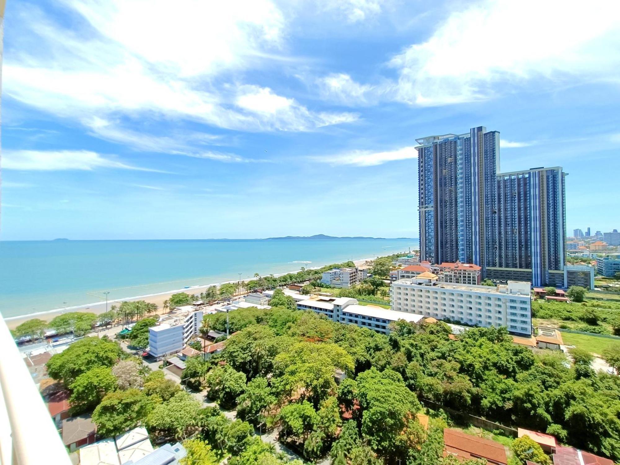 Sea View Beachfront Condos Pattaya Jomtien Beach Exterior foto