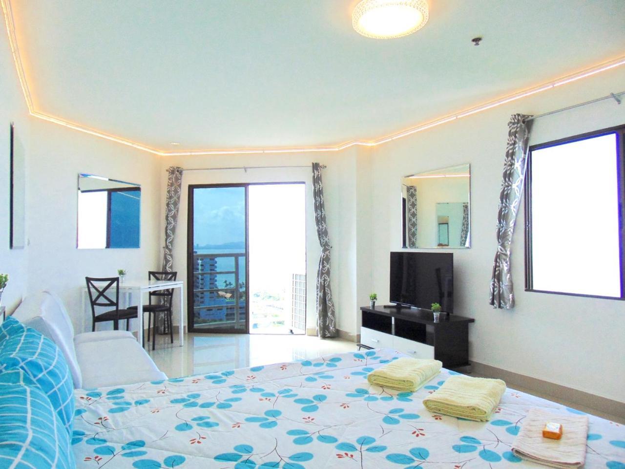 Sea View Beachfront Condos Pattaya Jomtien Beach Exterior foto